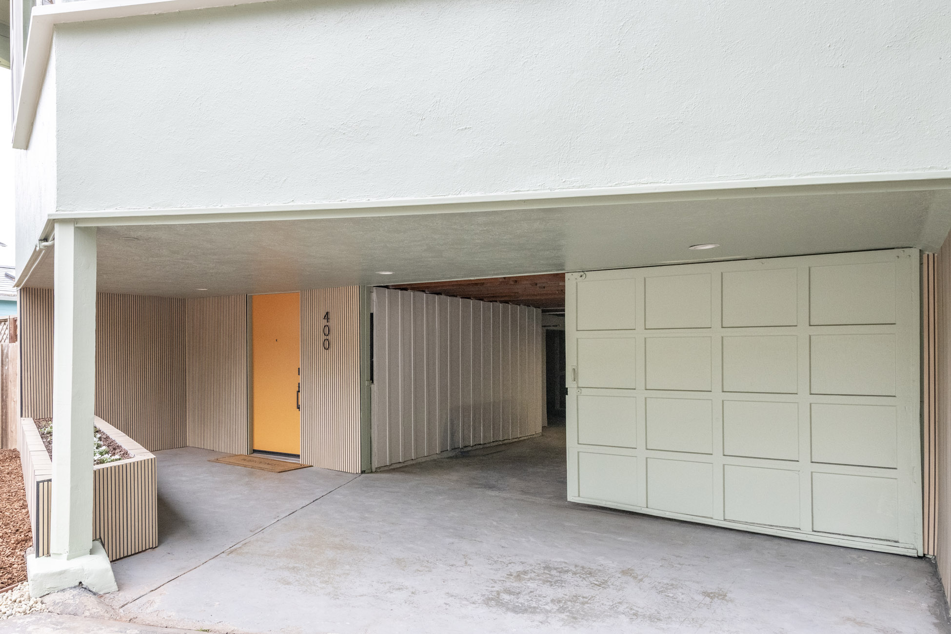 400 Miramar Drive