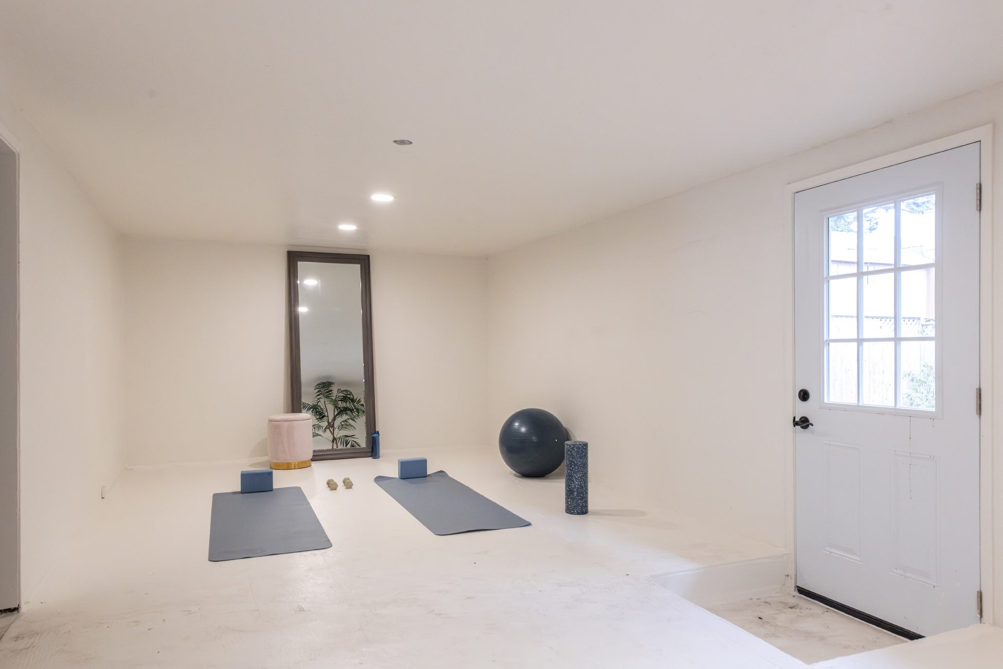 400 Miramar Drive